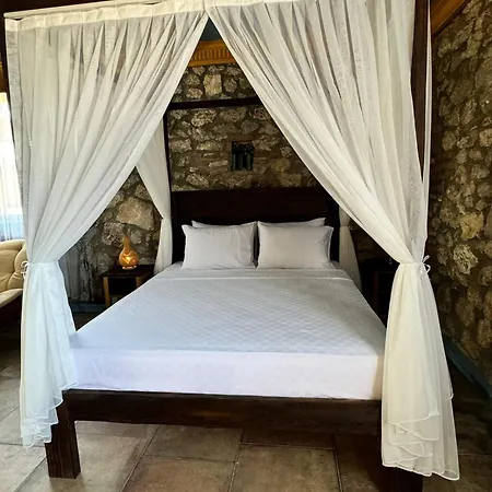 Mas Kazdagi Glamping 캠프장 에드레미트