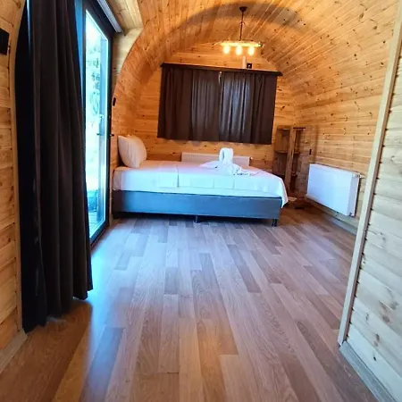 Mas Kazdagi Glamping 에드레미트