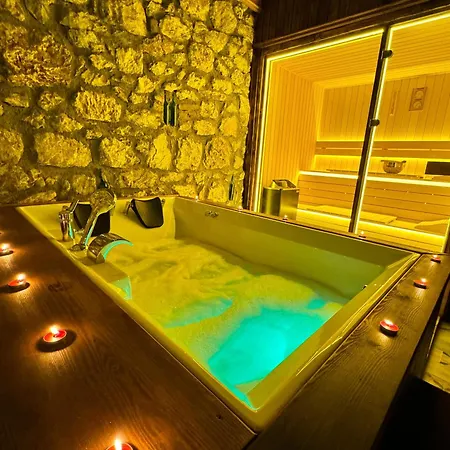 Mas Kazdagi Glamping * אדרמיט